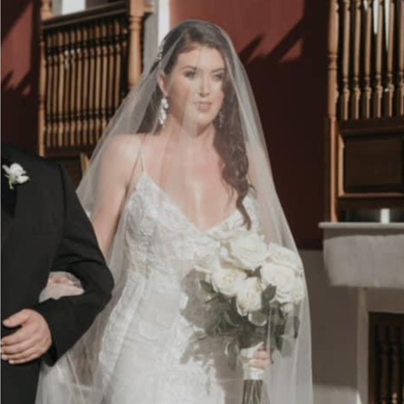 Lace wedding veil - worn once great condition - Picture 5 of 9